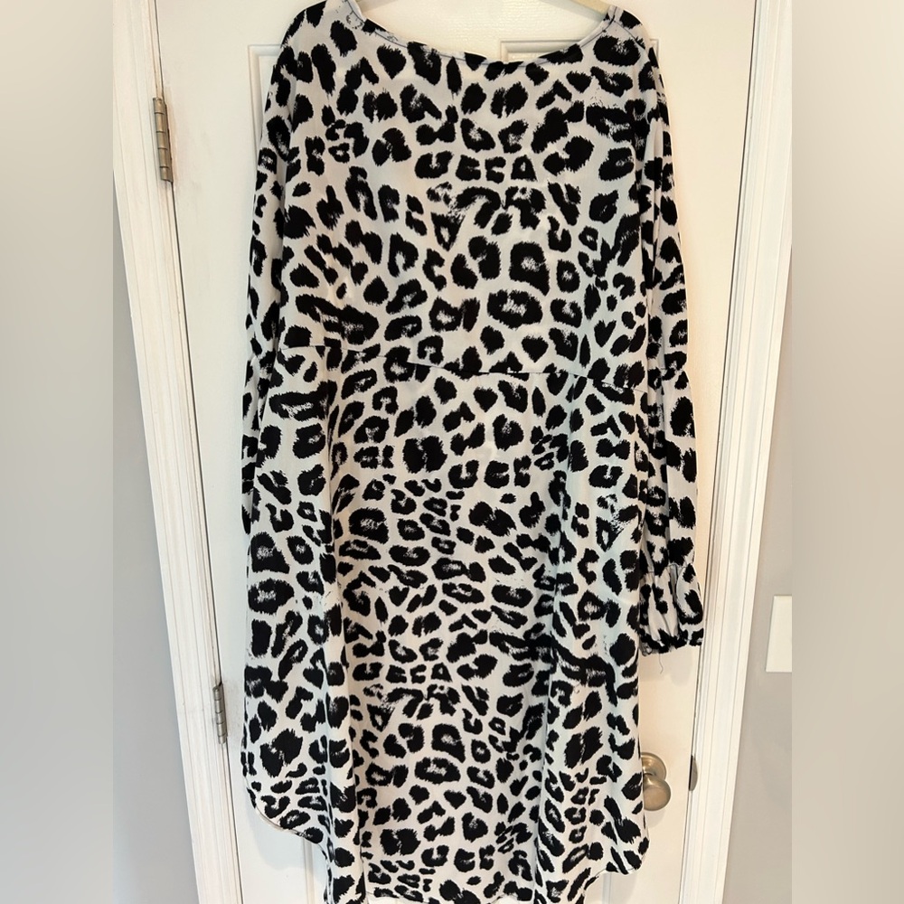 Women’s plus size high-low tunic shirt